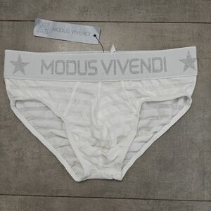 Modus Vivendi S Sheer Exclusive Brief Stars